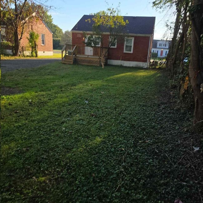 Foto del edificio - 1021 W Indian Trail