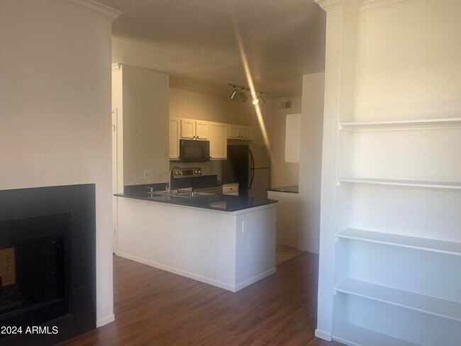 Building Photo - 7009 E Acoma Dr