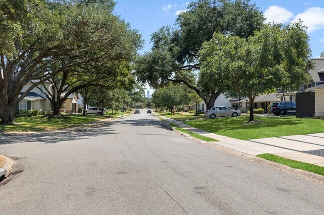 Foto del edificio - 1802 Turnpike Rd