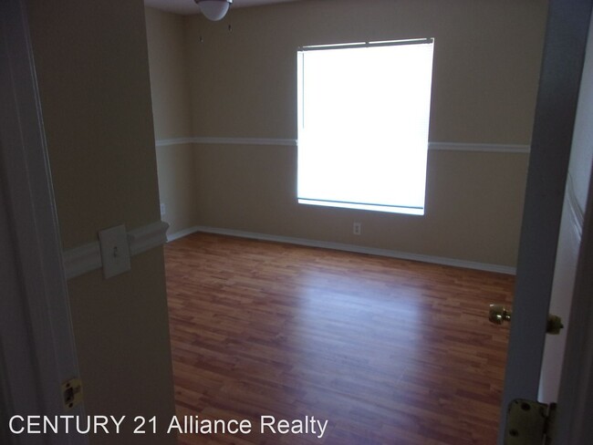 Building Photo - 3 br, 2 bath House - 26484 Wakefield Drive