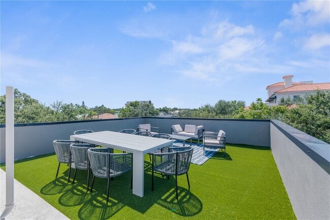 Foto del edificio - 426 S Oregon Ave