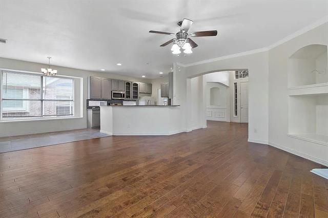 Foto del edificio - 1525 Dimmit Dr