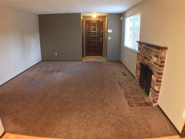 Building Photo - 1595 SW Brixton Ct