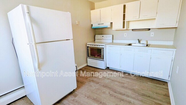 Foto del edificio - 3599 Schwartze Ave