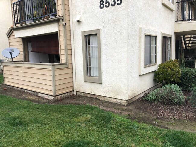 Building Photo - 8535 Summerdale Rd