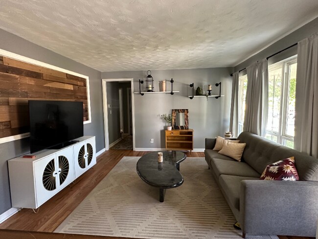 Foto del edificio - 7130 Beach St