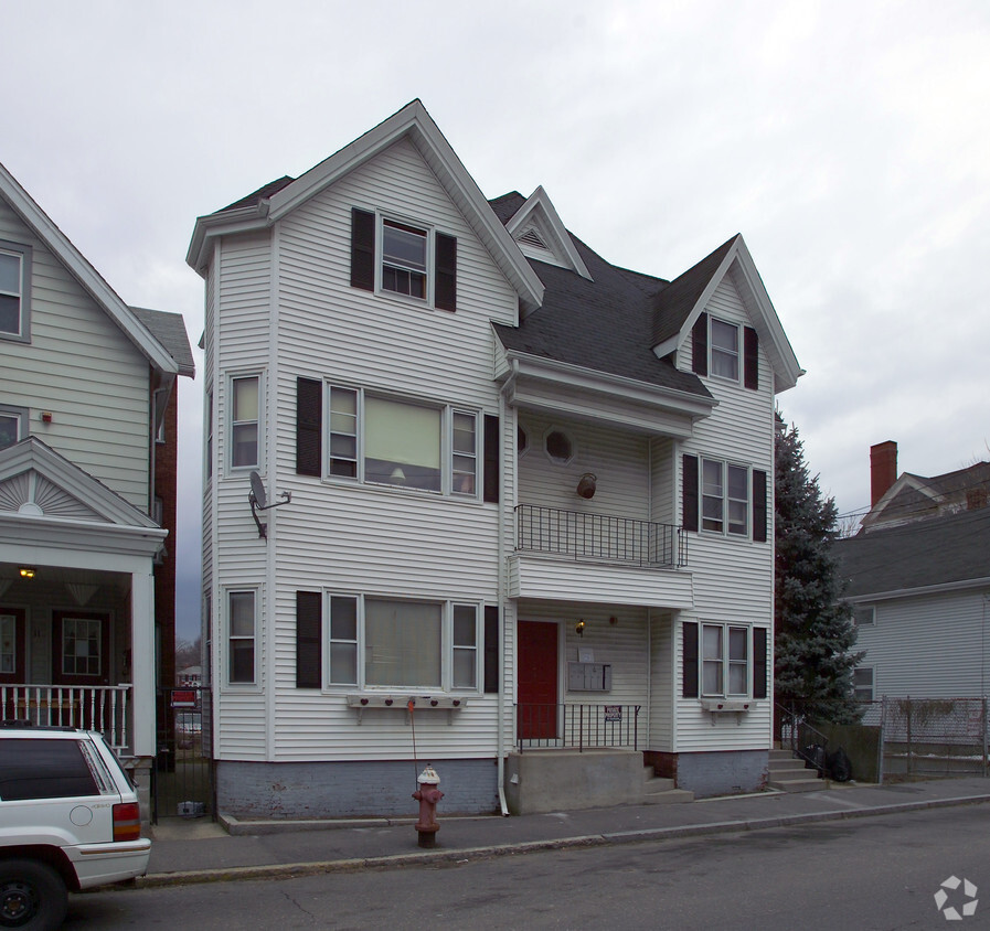 Building Photo - 9 Union St