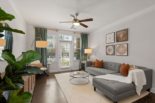 Building Photo - Fountains Matthews