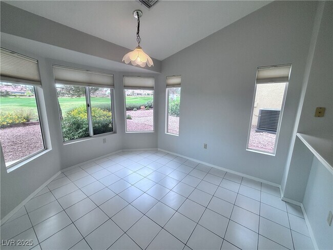 Building Photo - 9437 Eagle Valley Dr