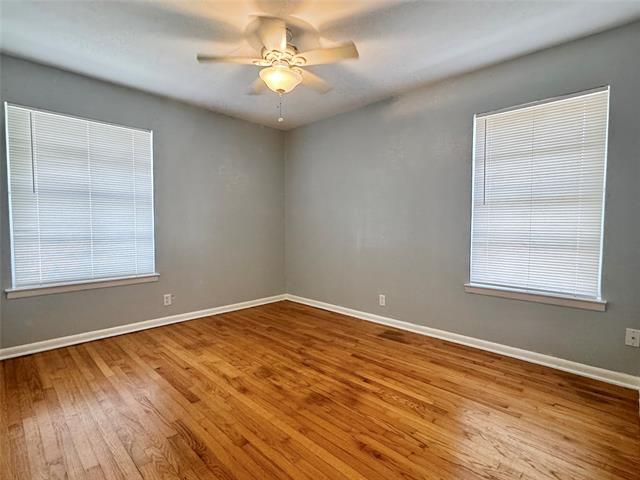 Foto del edificio - 11329 Wyatt St