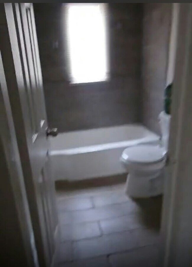 Foto del edificio - 5714 Court M