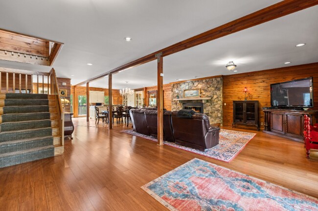 Foto del edificio - 108 Rhoades Ln