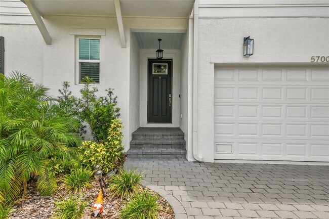 Foto del edificio - 5700 Interbay Blvd
