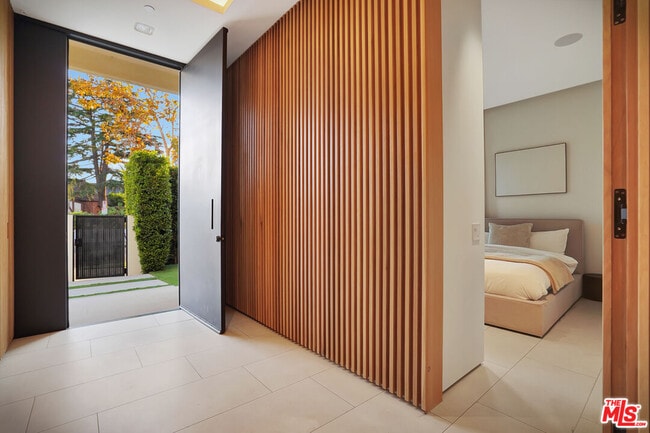 Building Photo - 6687 Colgate Ave