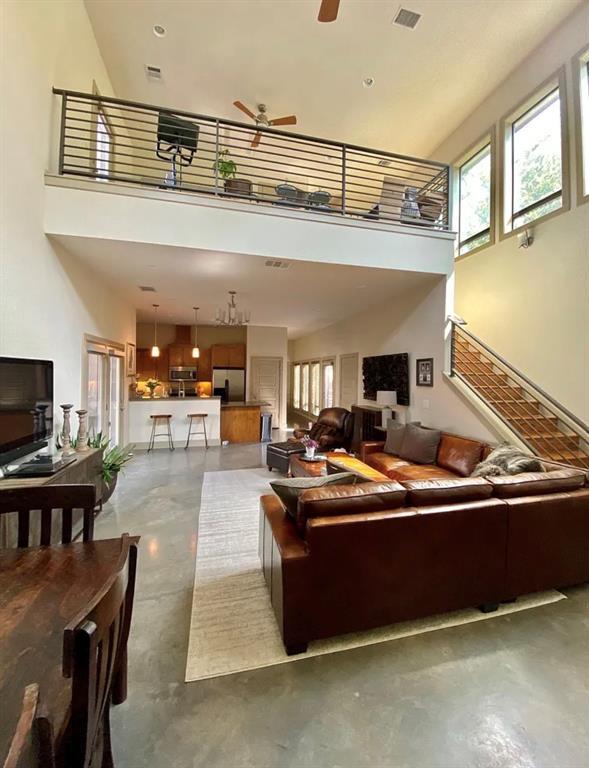 Foto del edificio - 903 Cardinal Ln