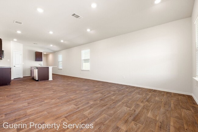 Building Photo - 3 br, 2.5 bath House - 20514 Lorena Crossing