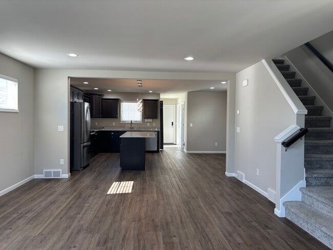 Foto del edificio - 620 Sugar Maple Ln