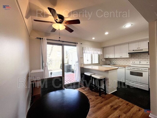 Foto del edificio - 996 Chatham Ln