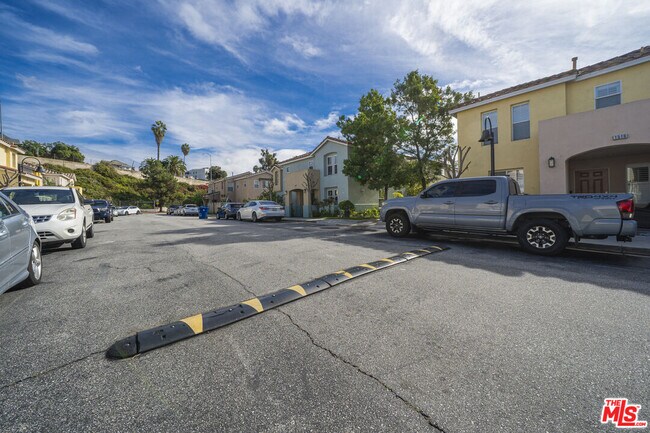 Foto del edificio - 121 Cancion Way