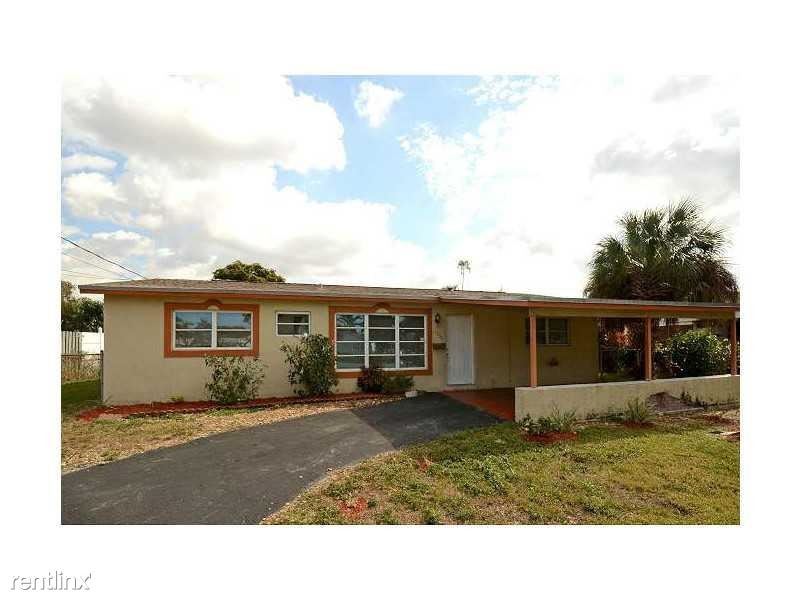Primary Photo - 3 br, 2 bath House - 1075 Sunset Strip