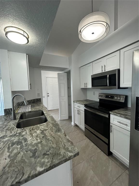 Building Photo - 1940 Debbie St