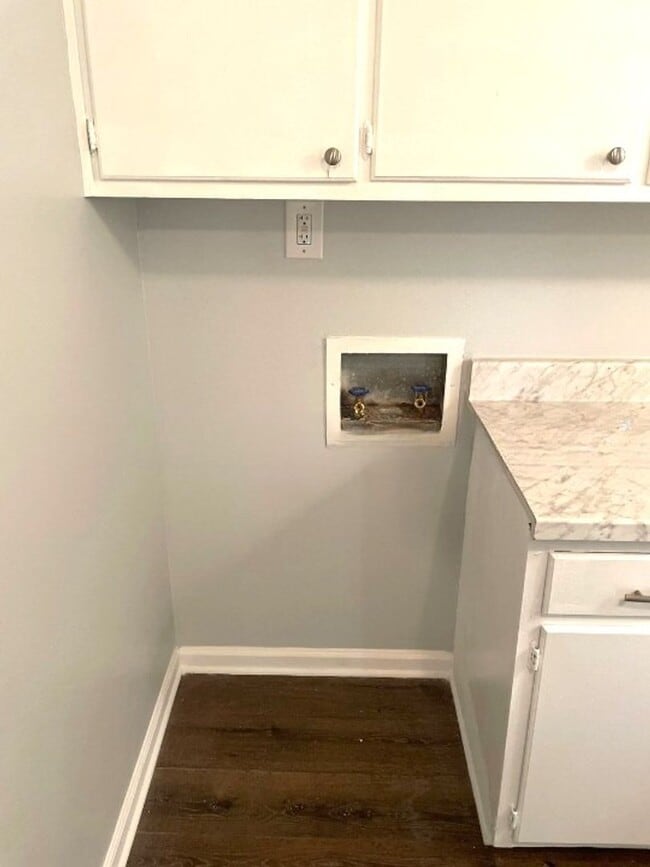 Building Photo - Very Nice Newly Rehabbed Home in Raleigh