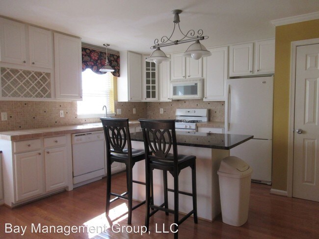 Building Photo - 3 br, 2.5 bath House - 7 Pennyborough Court