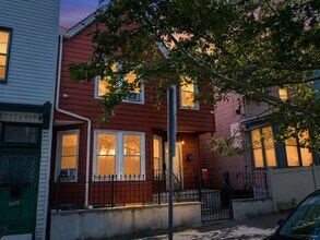 Building Photo - 518 Union Ave