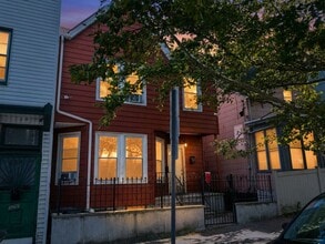 Building Photo - 518 Union Ave