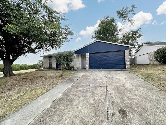 Building Photo - 4953 Wampler Dr