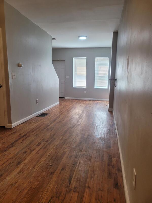 Building Photo - 639 Cherrier Ct