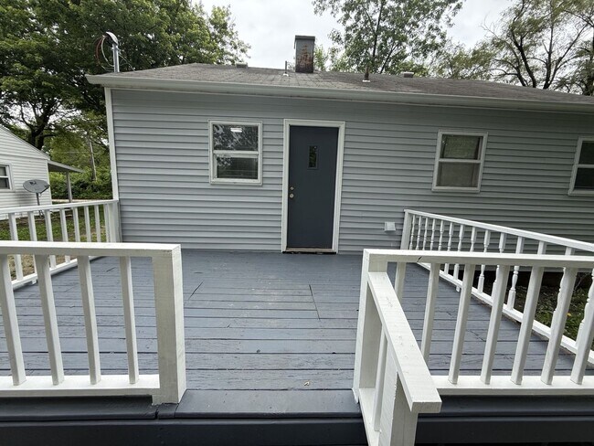 Foto del edificio - CUTE! Renovated 2 Bedroom, 1 Bath Home