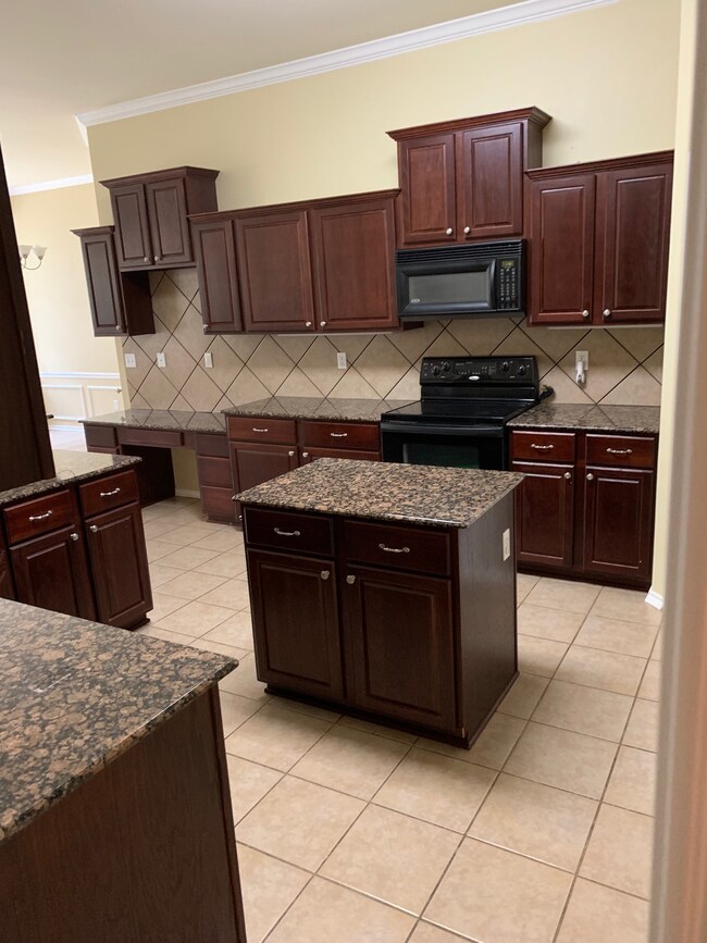 Building Photo - 9218 Stonebank Crossing