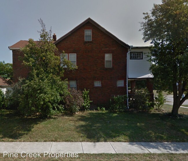 Building Photo - 21101 Ball Ave
