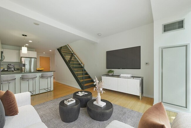 Foto del edificio - 2 Earhart St