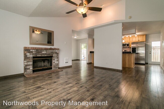 Building Photo - 3 br, 2.5 bath House - 2719 31st Street