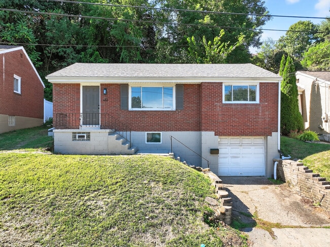 Photo - 83 Cedar Ave House