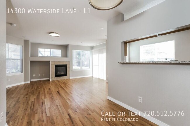 Foto del edificio - 14300 Waterside Ln