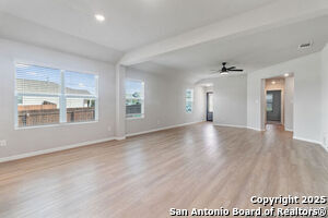 Foto del edificio - 31543 Meander Ln