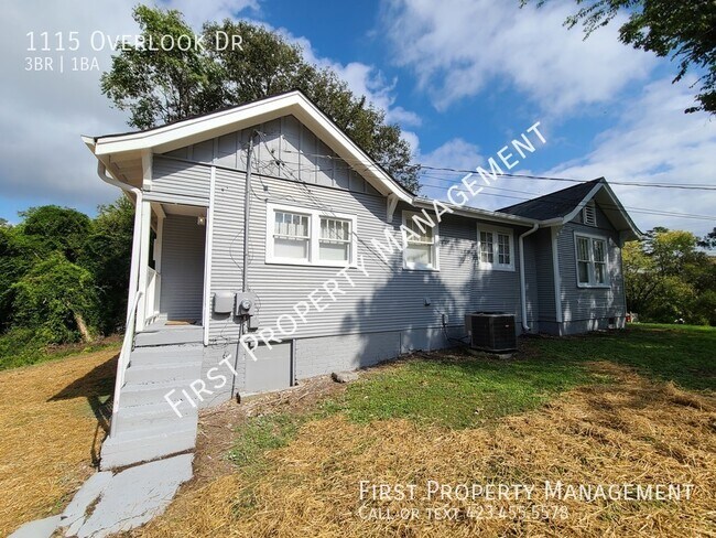 Foto del edificio - 3-bedroom Charming Home