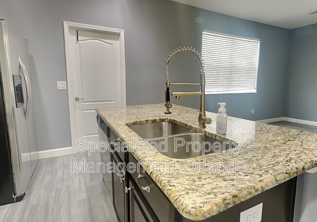 Foto del edificio - 5457 New Independence Pkwy