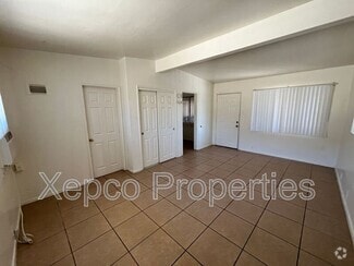 Building Photo - 13336 Ave Hermosa