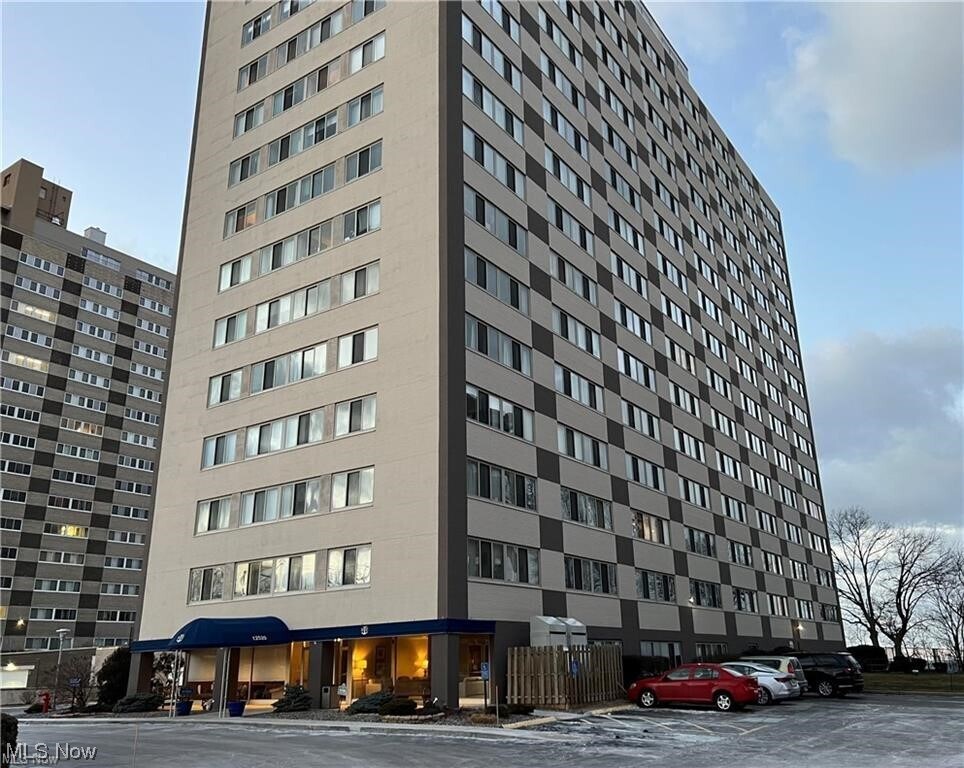 12520 Edgewater Dr Unit 1503, Lakewood, OH 44107 Condo for Rent in