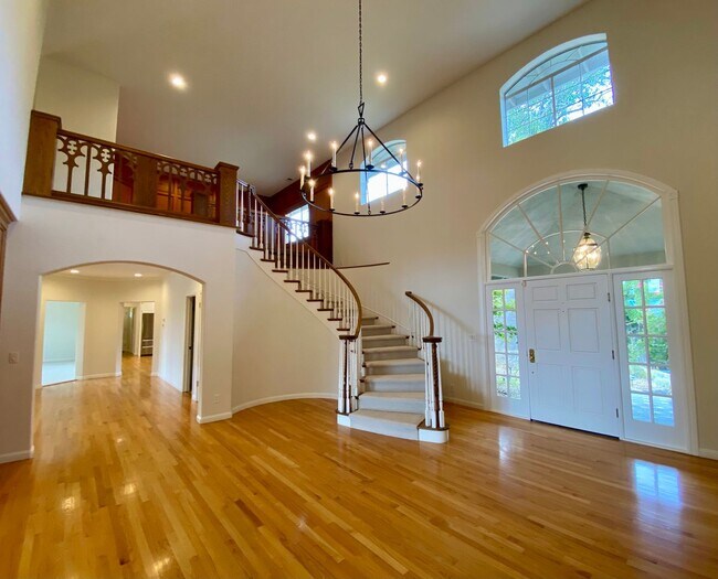 Foto del edificio - 17299 Deer Park Rd