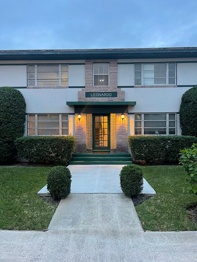 246 Atlantic Ave Unit 2, Palm Beach, FL 33480 Apartments in Palm Beach, FL