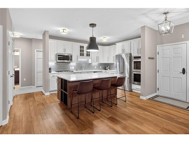 Foto del edificio - 5250 Grandview Square