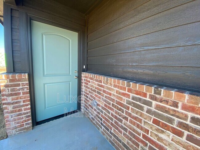 Photo - 10819 NW 119th St House