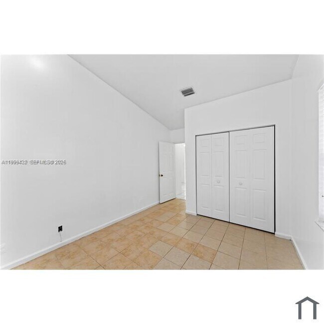 Foto del edificio - 2269 N Rock Island Rd