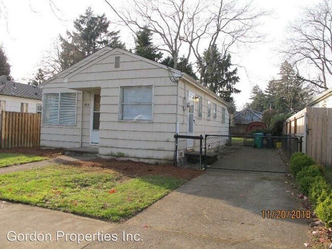 Building Photo - 2 br, 1 bath House - 4631 SE 79th Ave