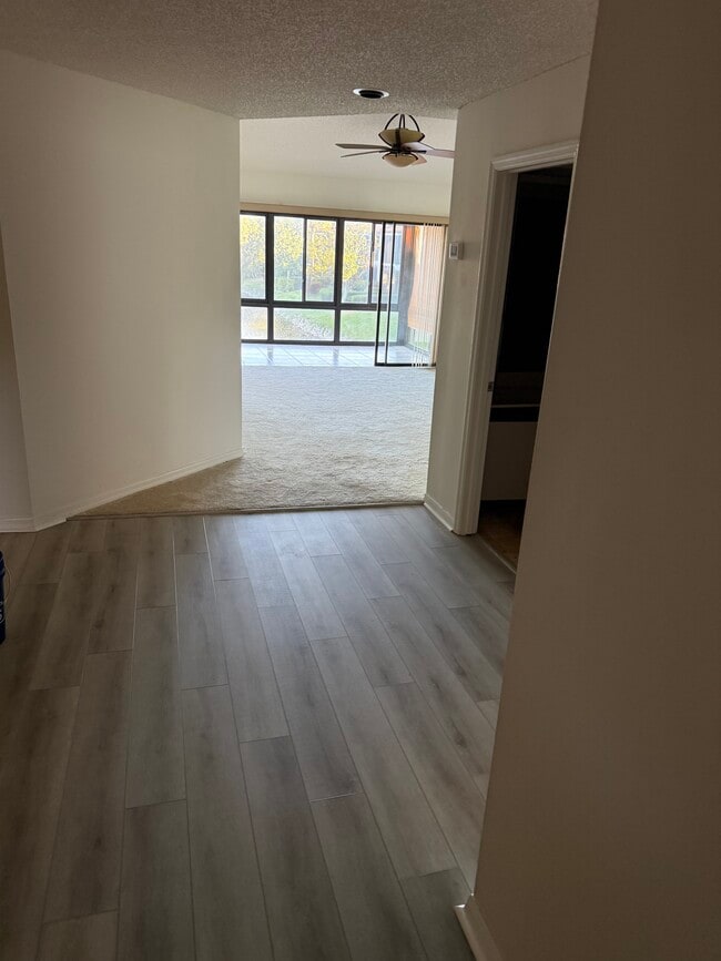 Building Photo - 6021 SE Landing Way